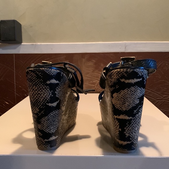 Tory Burch high heel wedge sandals - Picture 3 of 7